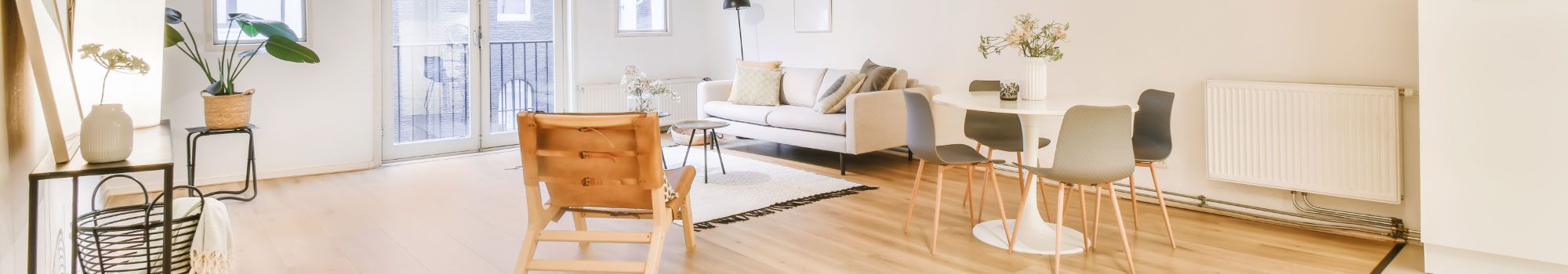 Le ofrecemos la mejor oferta inmobiliaria de Dénia.  en Dénia